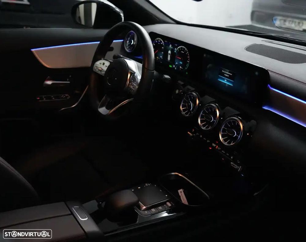 Mercedes-Benz CLA 250 e Shooting Brake AMG Line - 26