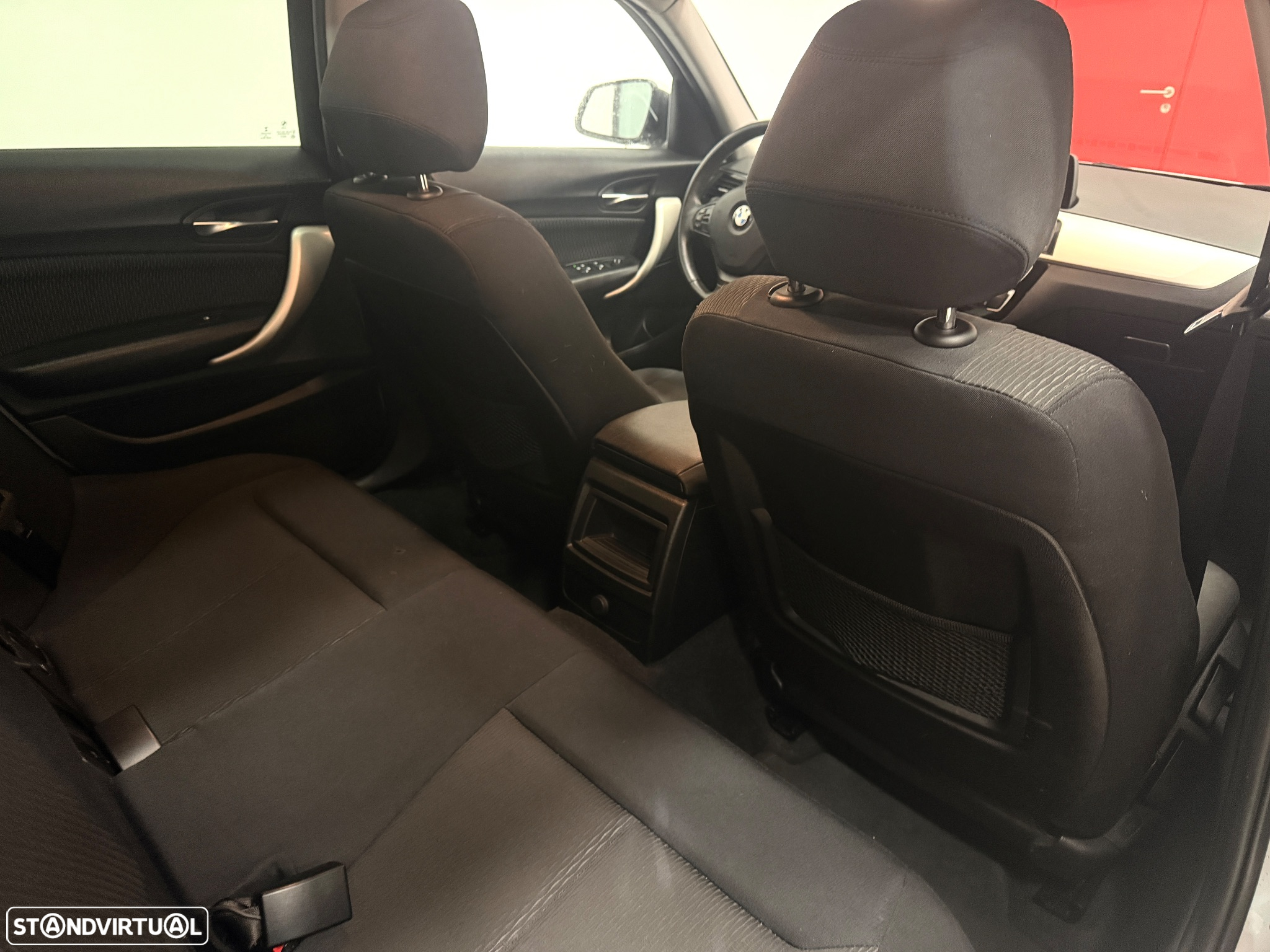 BMW 116 i Line Urban - 9