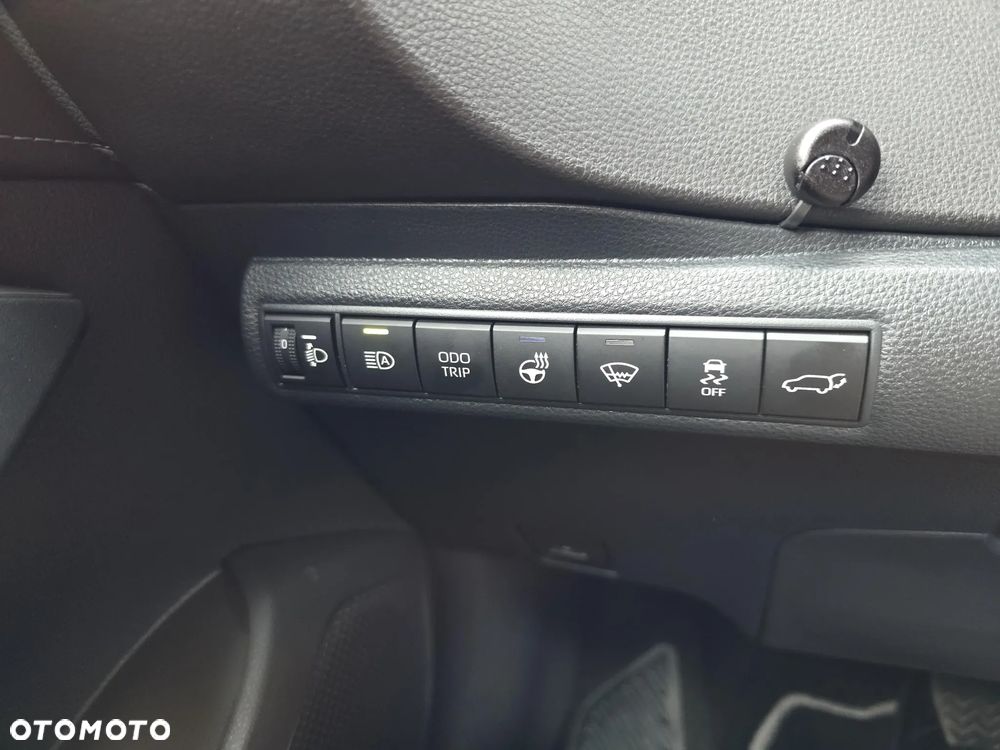Toyota Corolla 1.8 Hybrid Style - 29