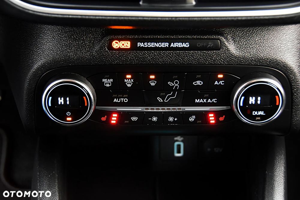 Ford Focus 1.5 EcoBlue Trend Edition - 27