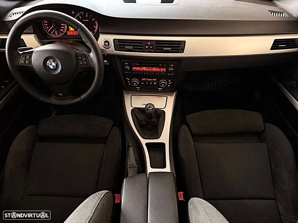 BMW 320 - 23