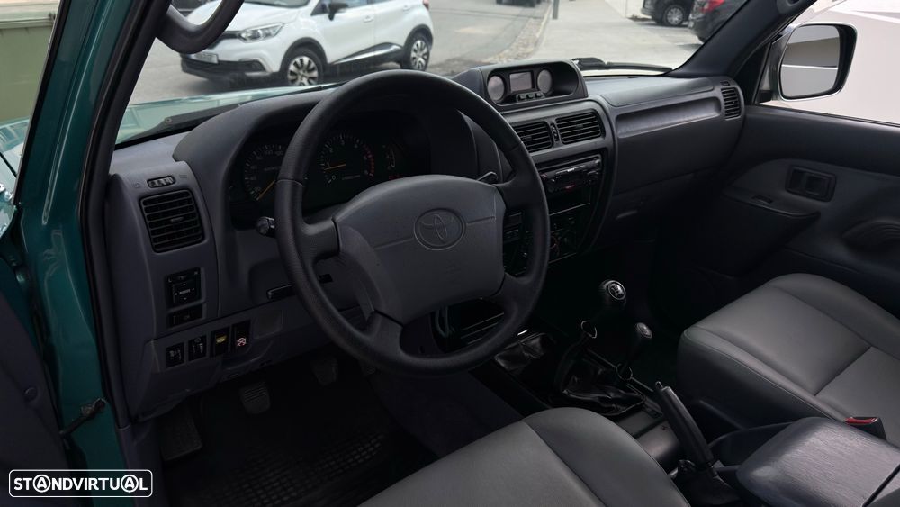 Toyota Land Cruiser 3.0 TD Pack 2 - 9