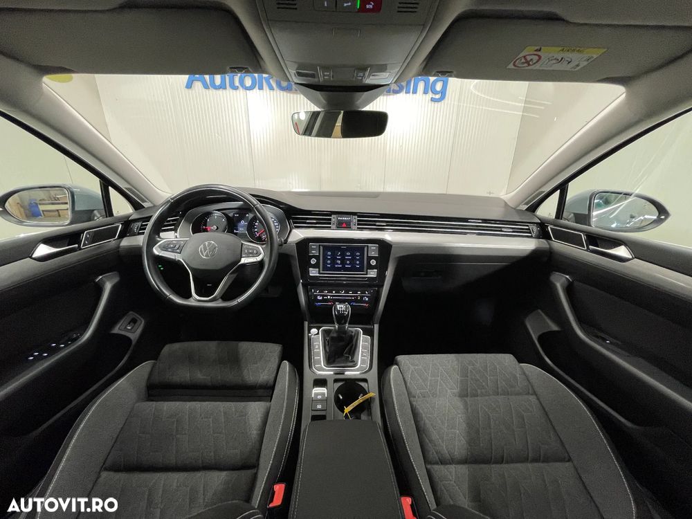 Volkswagen Passat 2.0 TDI Comfortline - 8