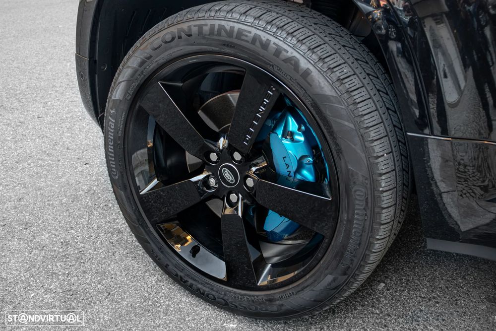 Land Rover Defender - 4