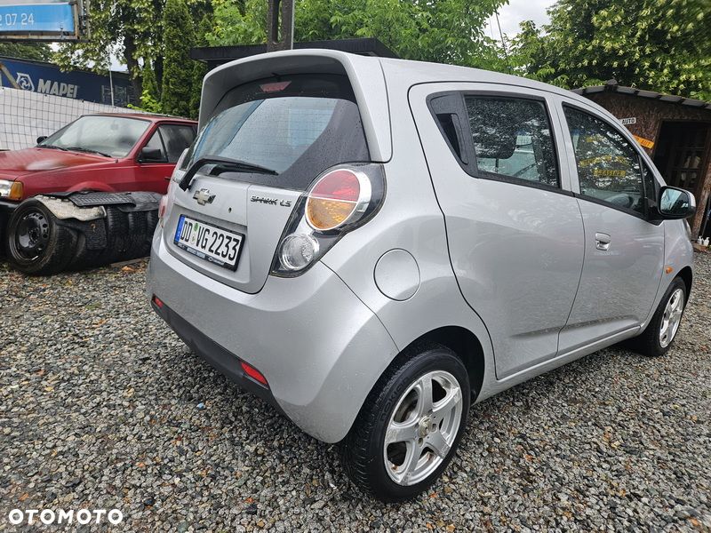 Chevrolet Spark 1.0 LS+ - 12