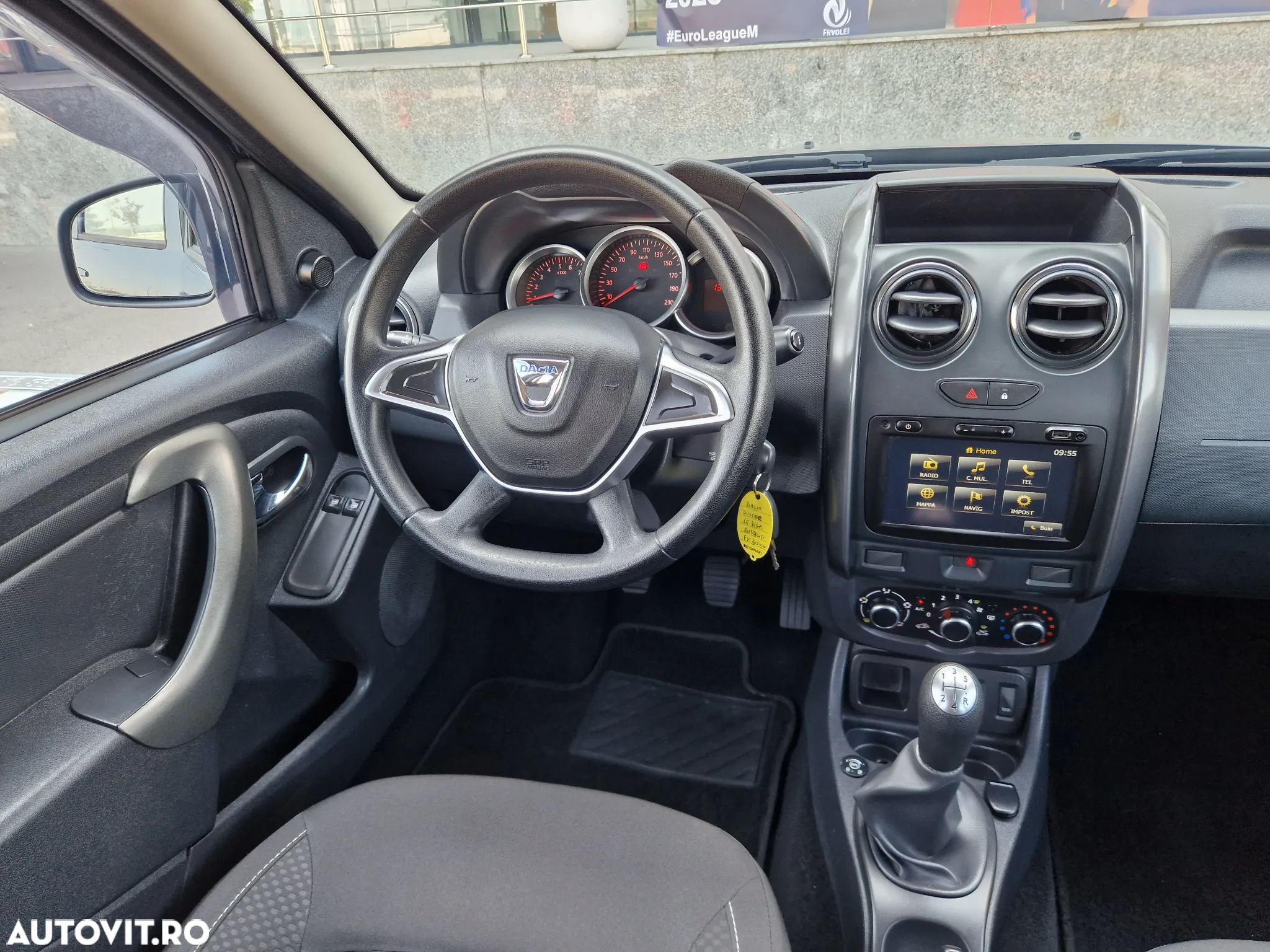 Dacia Duster 1.6 4x2 Laureate - 17