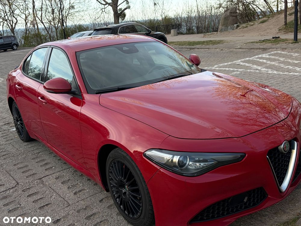 Alfa Romeo Giulia - 2
