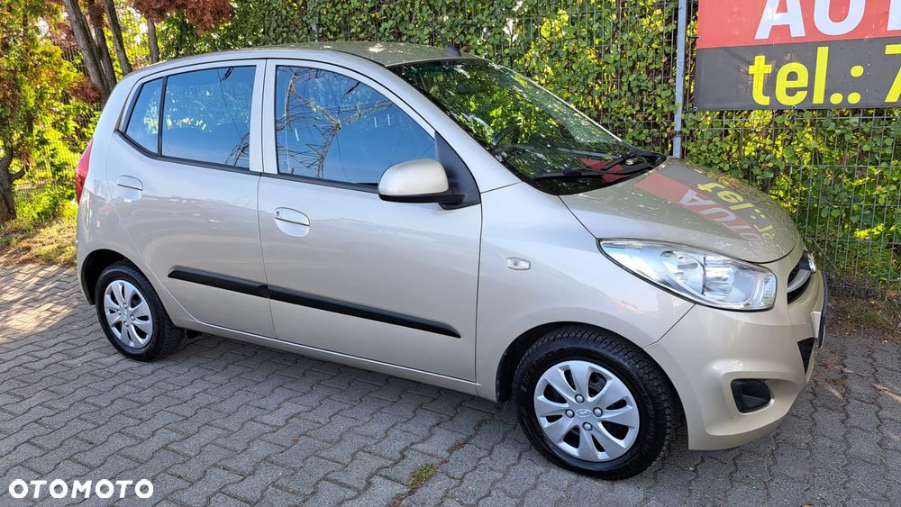 Hyundai i10 - 25