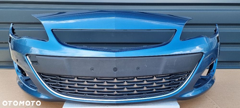 Opel Astra IV Lift 2012- zderzak przód oryginał ME072 - 2