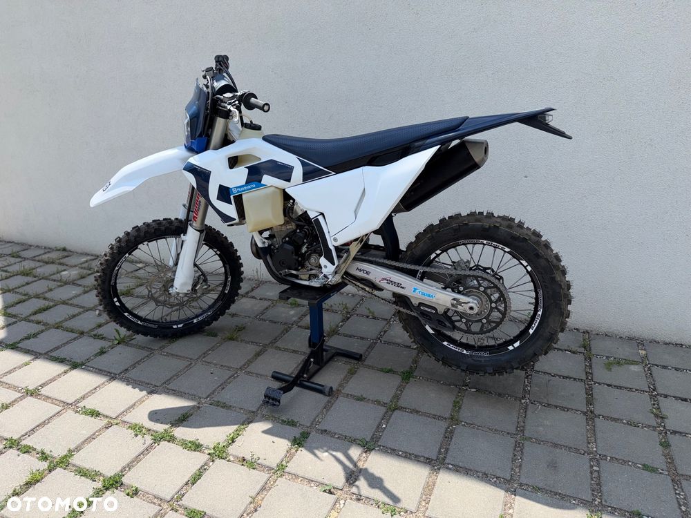 Husqvarna FE - 8