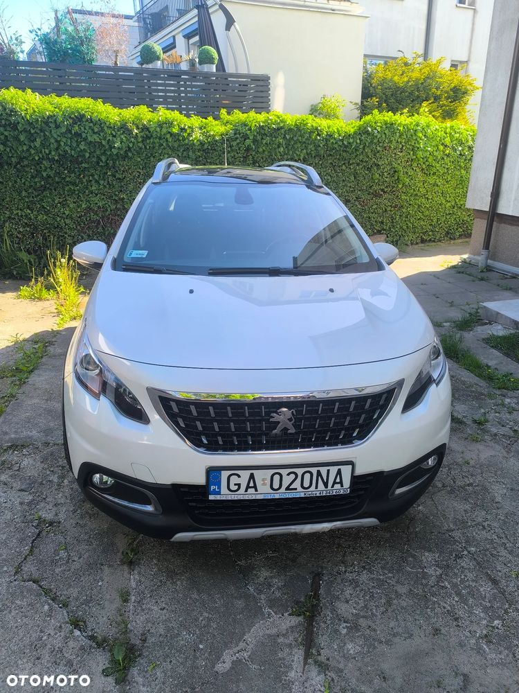 Peugeot 2008 1.2 Pure Tech Allure S&S EAT6 - 1