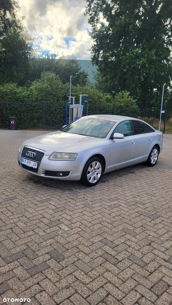 Audi A6 Limousine - 1