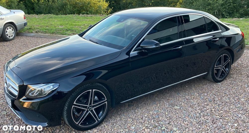 Mercedes-Benz Klasa E 220 d 9G-TRONIC - 14