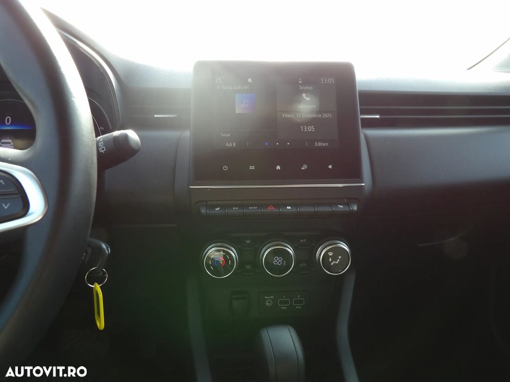 Renault Clio - 20