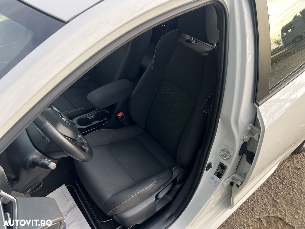 Toyota Corolla 1.8 HSD Dynamic - 12