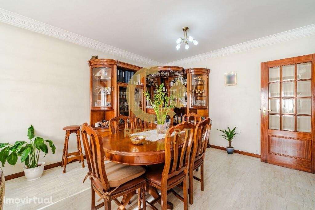 T2 em Andar/Moradia na Maia - Grande imagem: 2/31