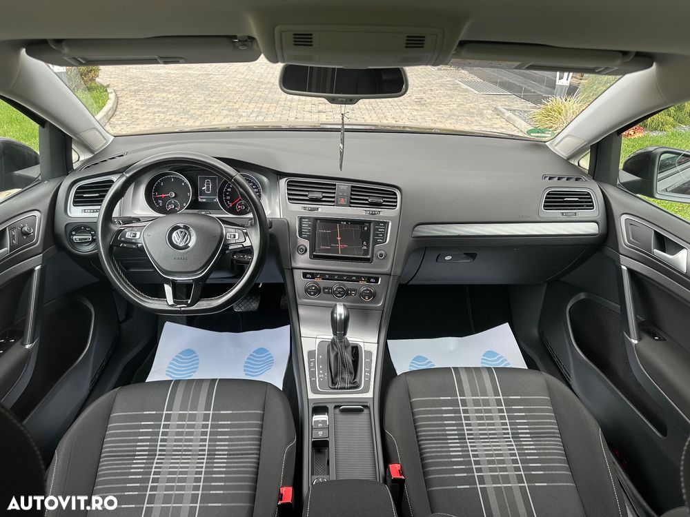 Volkswagen Golf 1.6 TDI BlueMotion Technology DSG Lounge - 6