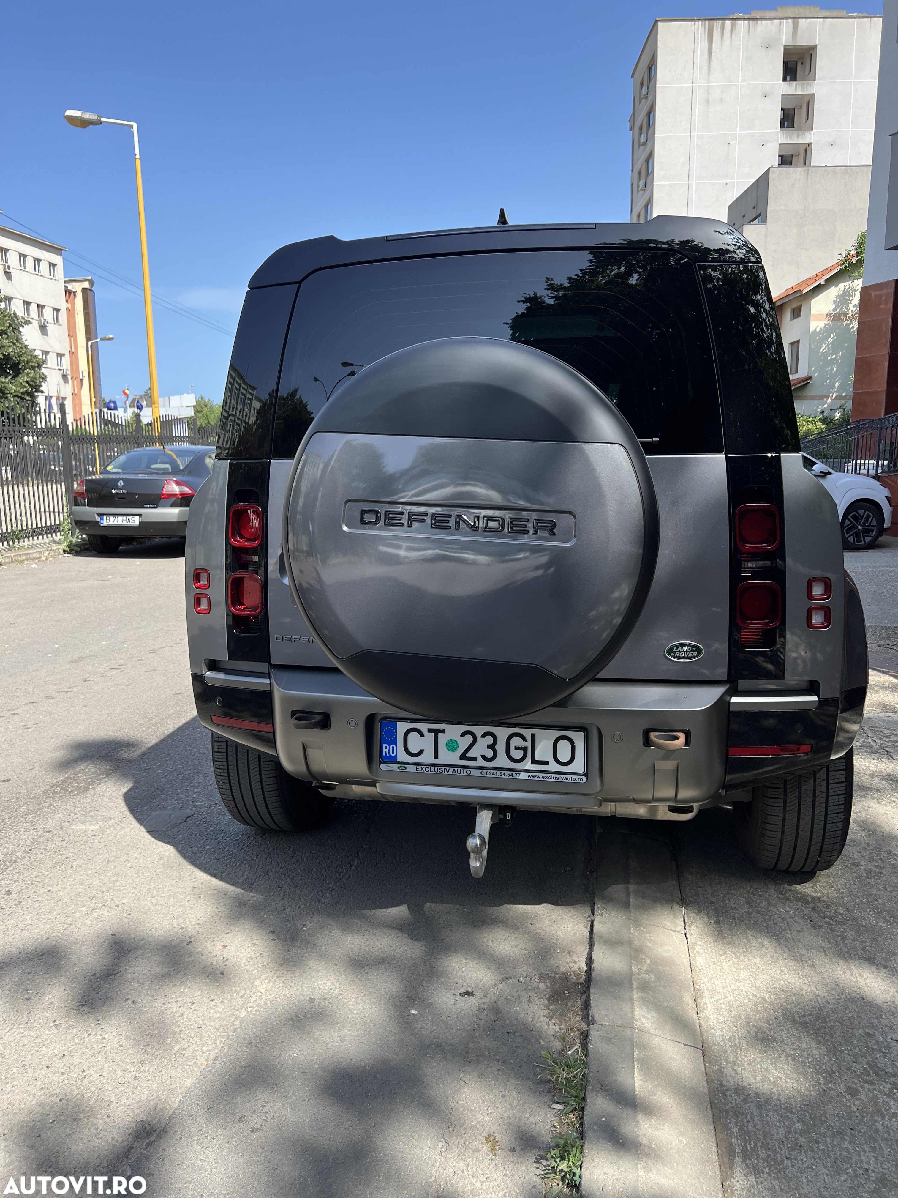 Land Rover Defender 110 3.0P 400 MHEV X-Dynamic HSE - 8