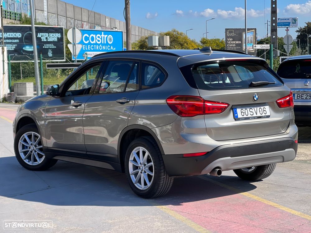 BMW X1 16 d sDrive Line xLine - 2