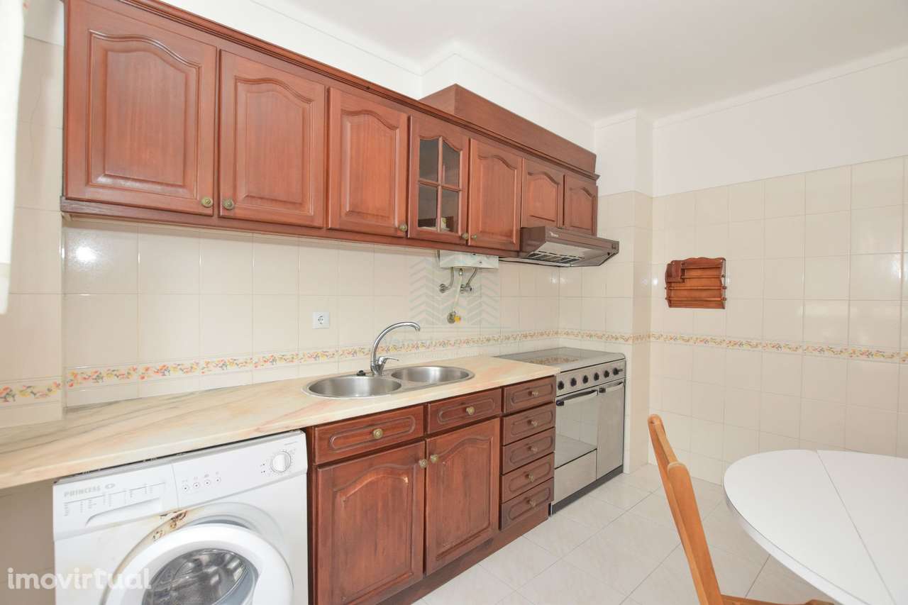 Apartamento T2 mobilado e equipado em Torres Novas - Grande imagem: 5/33