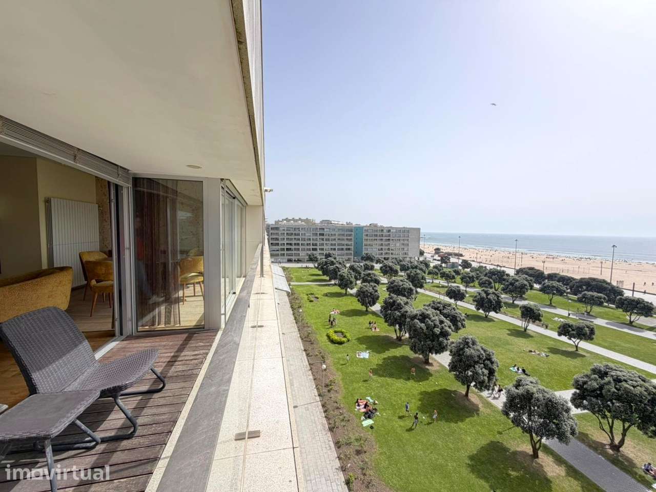 T4 frente mar com vistas deslumbrantes | Matosinhos Sul - Grande imagem: 2/28