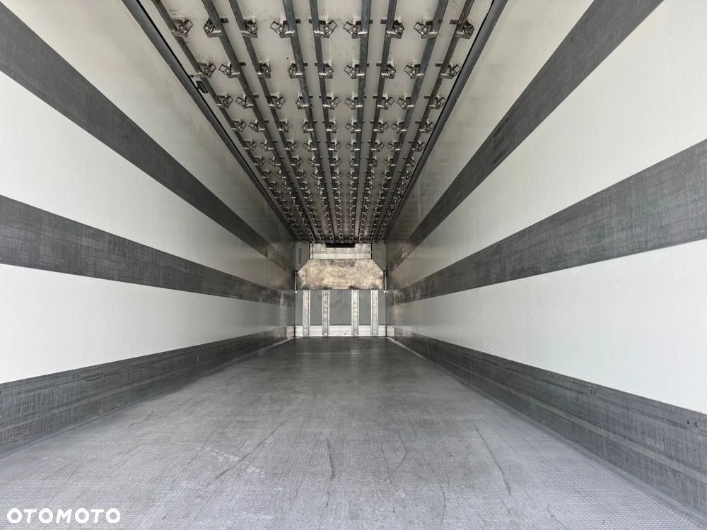 Krone Hakowa, Carrier Vector HE19, Nowe opony!! - 13