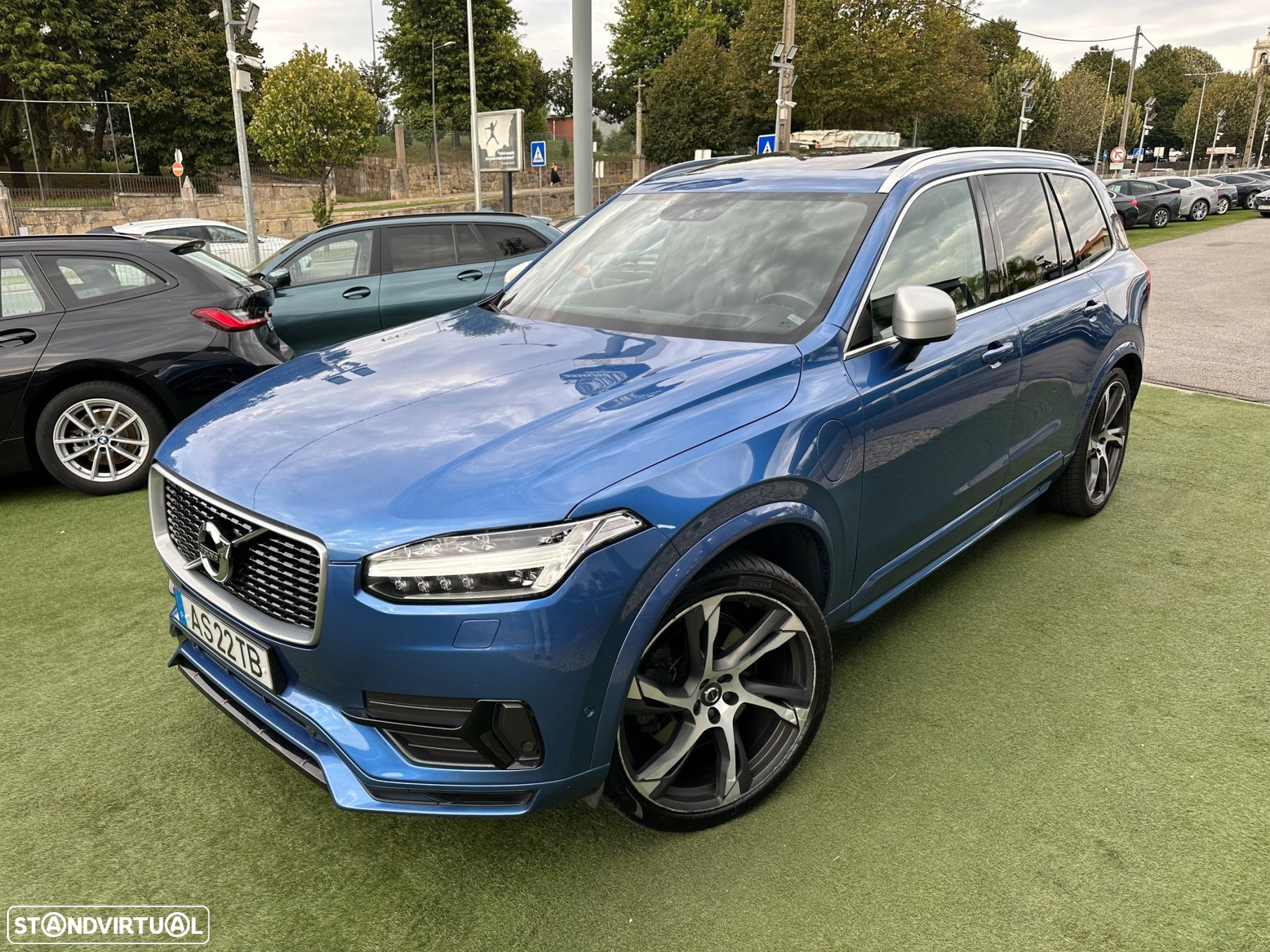 Volvo XC 90 2.0 T8 PHEV R-Design AWD - 4
