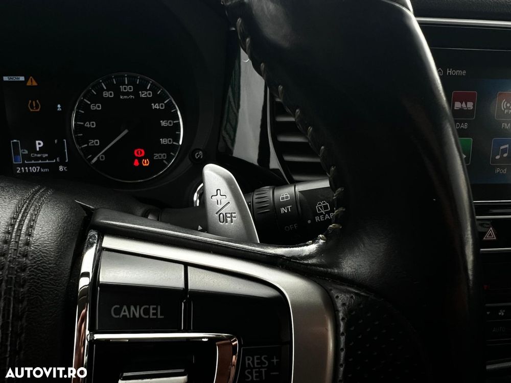 Mitsubishi Outlander - 18