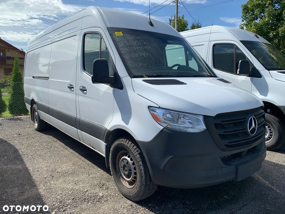Mercedes-Benz Sprinter - 8