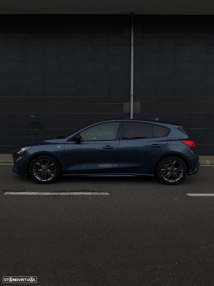 Ford Focus 1.0 EcoBoost S&S ST-Line - 5