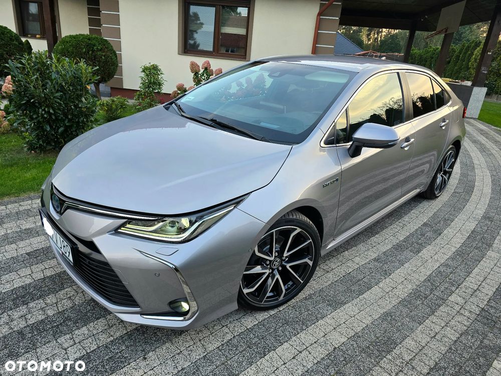Toyota Corolla 1.8 Hybrid Executive - 31