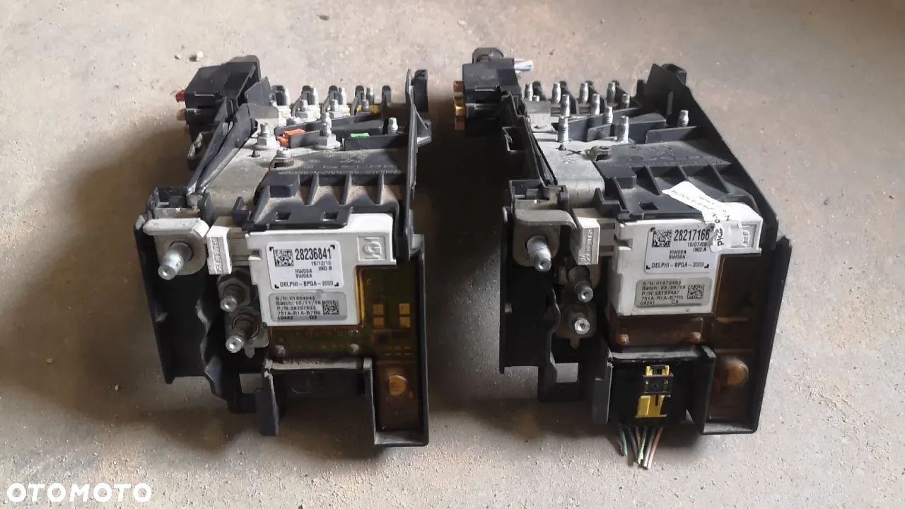 MODUŁ NAPIĘCIA PEUGEOT 308 3008 5008  CITROEN C4 PICASSO C4 GRAND PICASSO 28236841  28217166 - 1