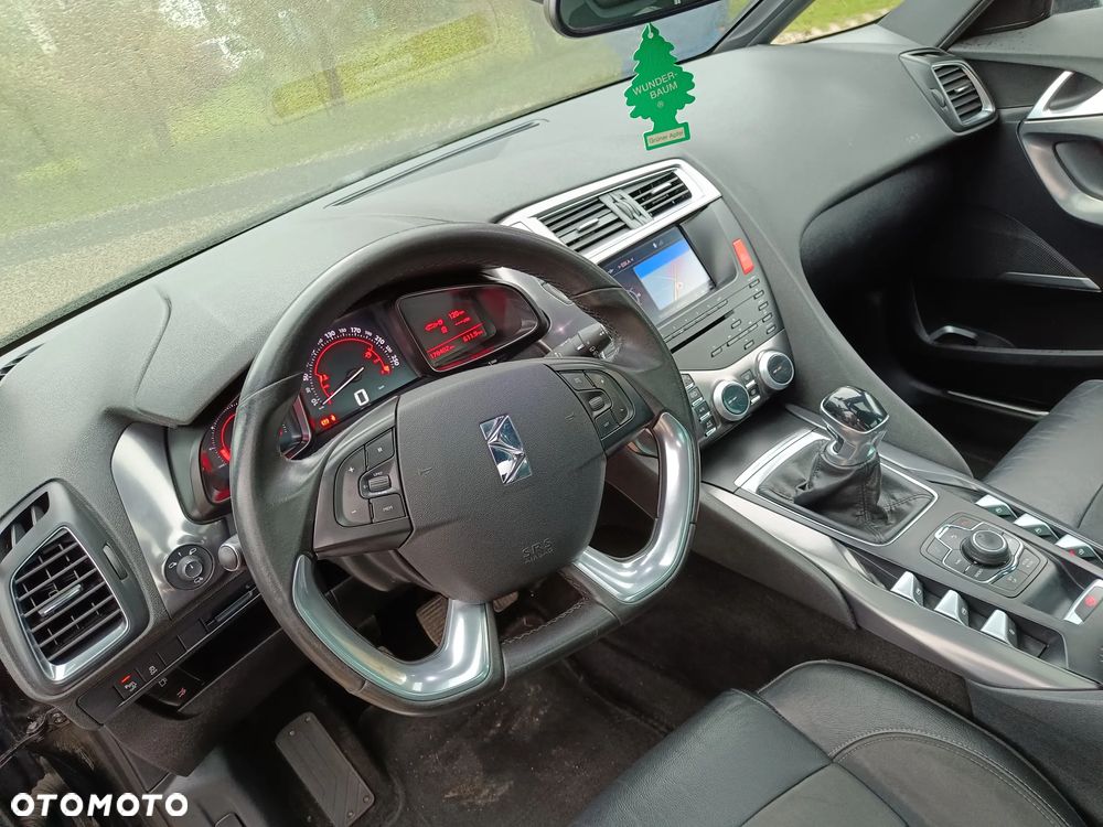 Citroën DS5 HDi 165 SportChic - 15