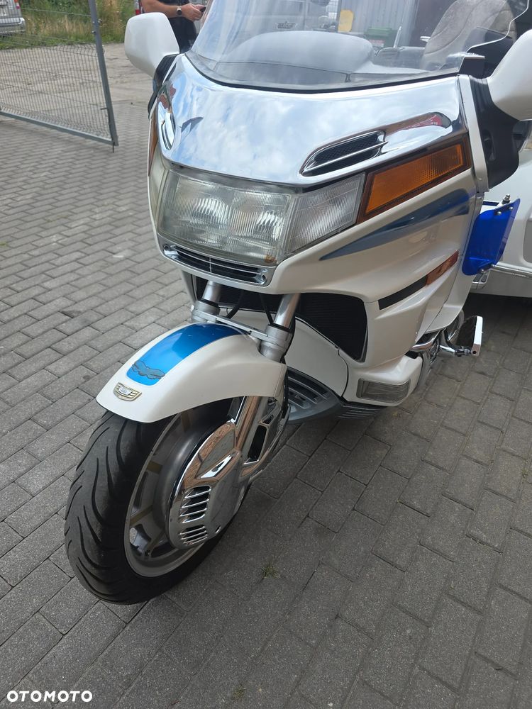Honda GL - 22