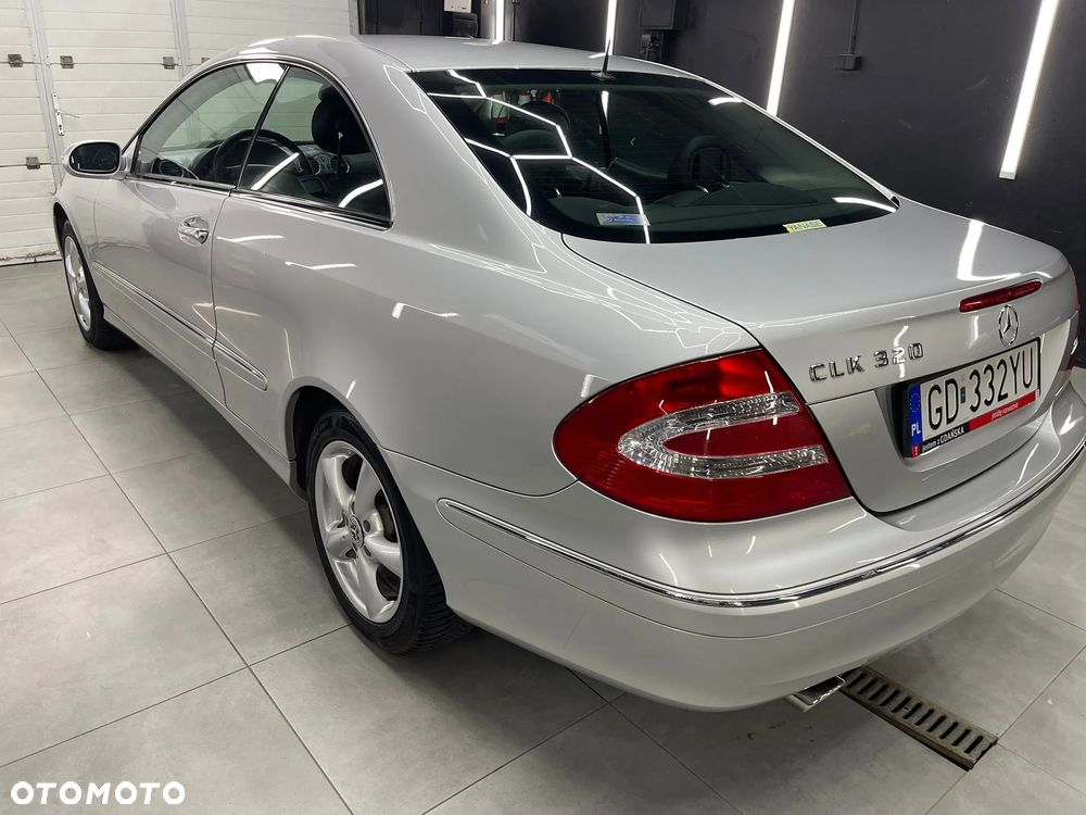 Mercedes-Benz CLK 320 Elegance - 2