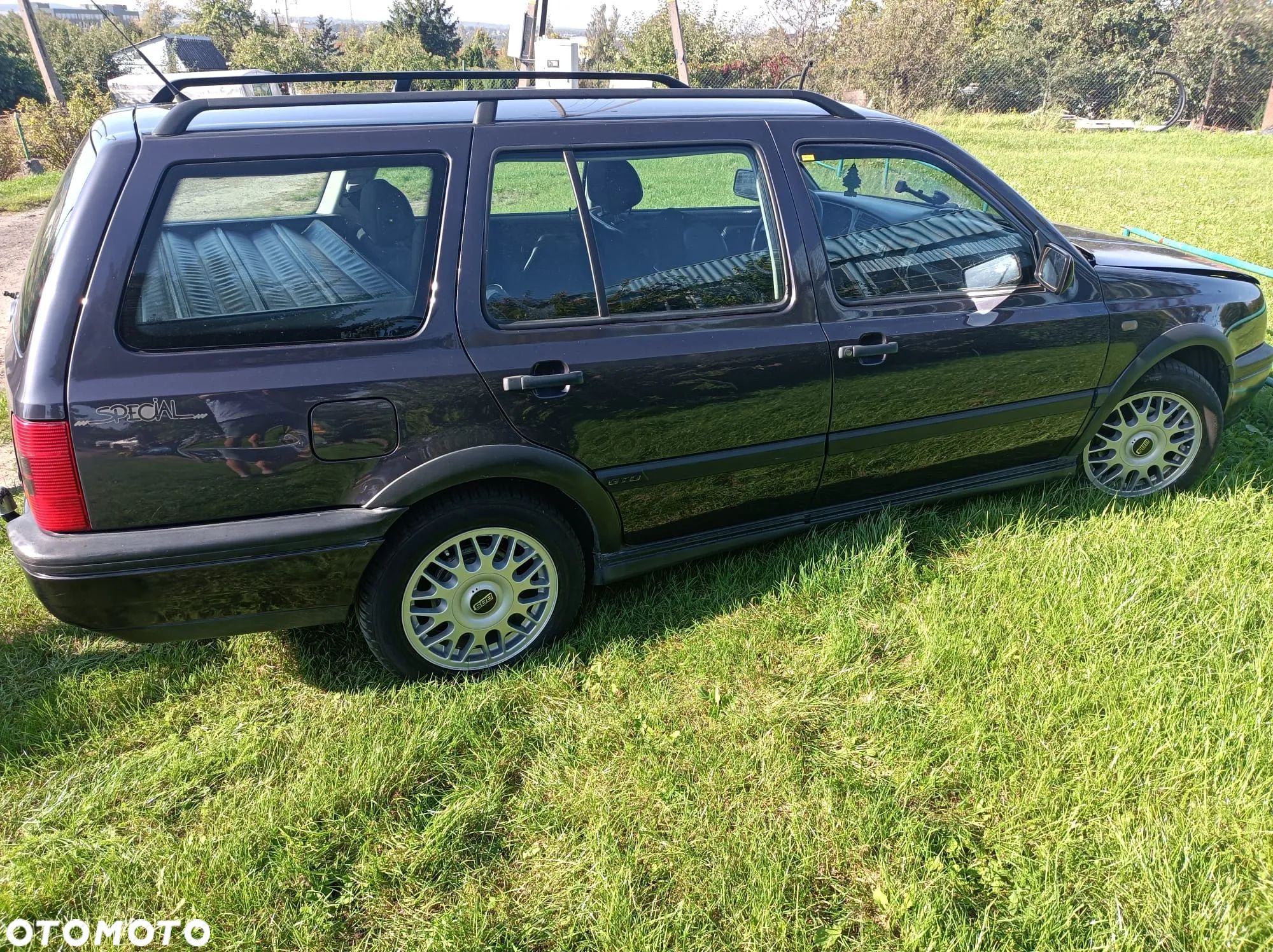 Volkswagen Golf 1.9 TD - 1