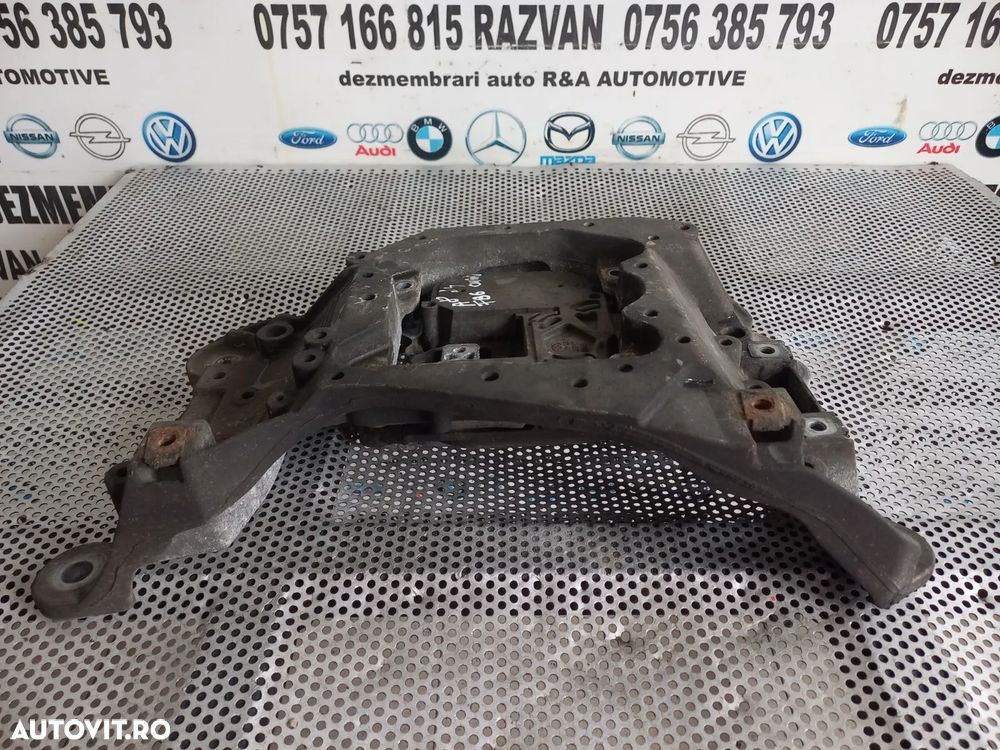 Suport Cutie Viteze Audi A8 4H D4 3.0 Tdi An 2010-2011-2012-2013-2014-2015-2016-2017 Dezmembrez Audi A8 4H D4 Volan Stanga 3.0 Tdi Quattro Motor CDT Cutie MXU - Dezmembrari Arad - 2