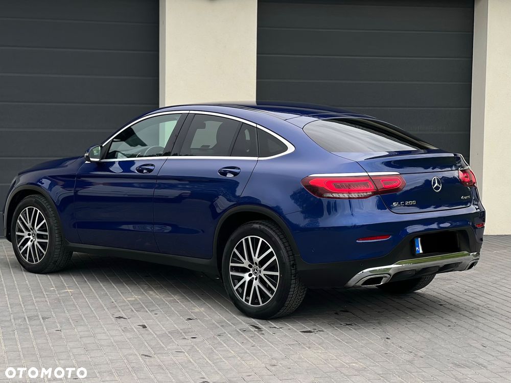 Mercedes-Benz GLC 200 4Matic 9G-TRONIC AMG Line Plus - 10