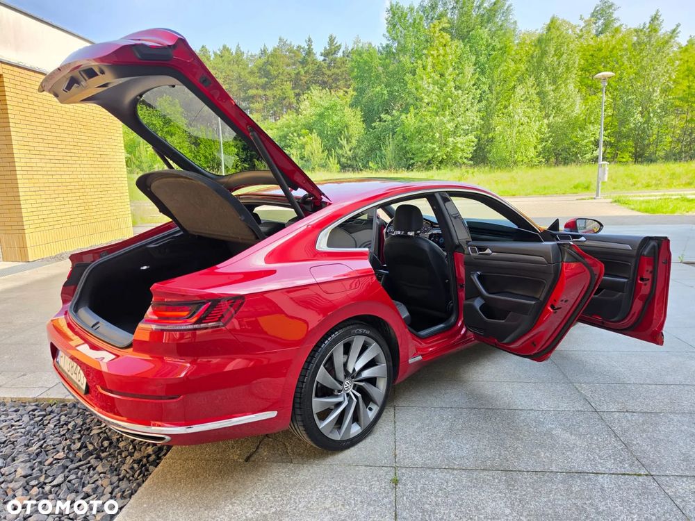 Volkswagen Arteon 2.0 TDI SCR R-Line DSG - 16