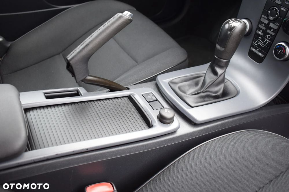 Volvo C30 D2 Edition - 16