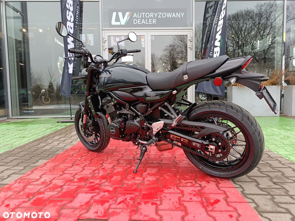 Kawasaki Z 900 RS - 4