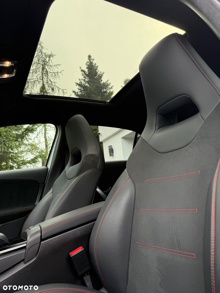 Mercedes-Benz Klasa A 180 7G-DCT Lim AMG Line Advanced Plus - 11