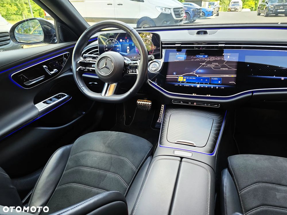 Mercedes-Benz Klasa E 220 d mHEV 4-Matic AMG 9G-Tronic - 12