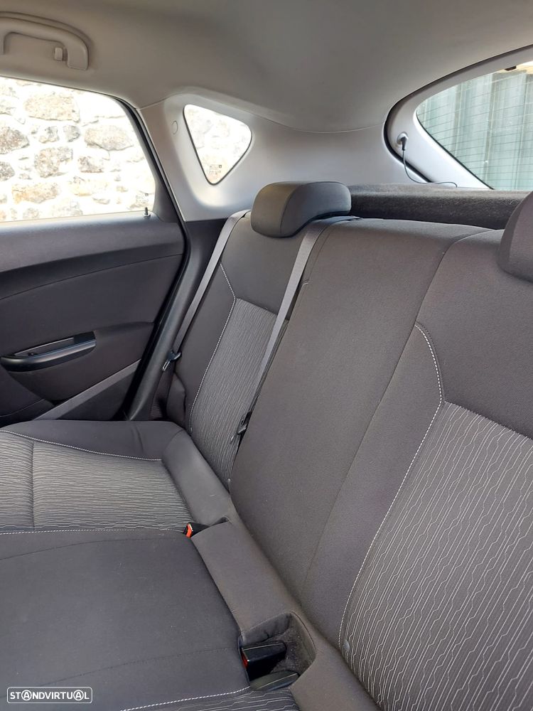 Opel Astra 1.7 CDTI DPF ecoFLEX S&S Sport - 41