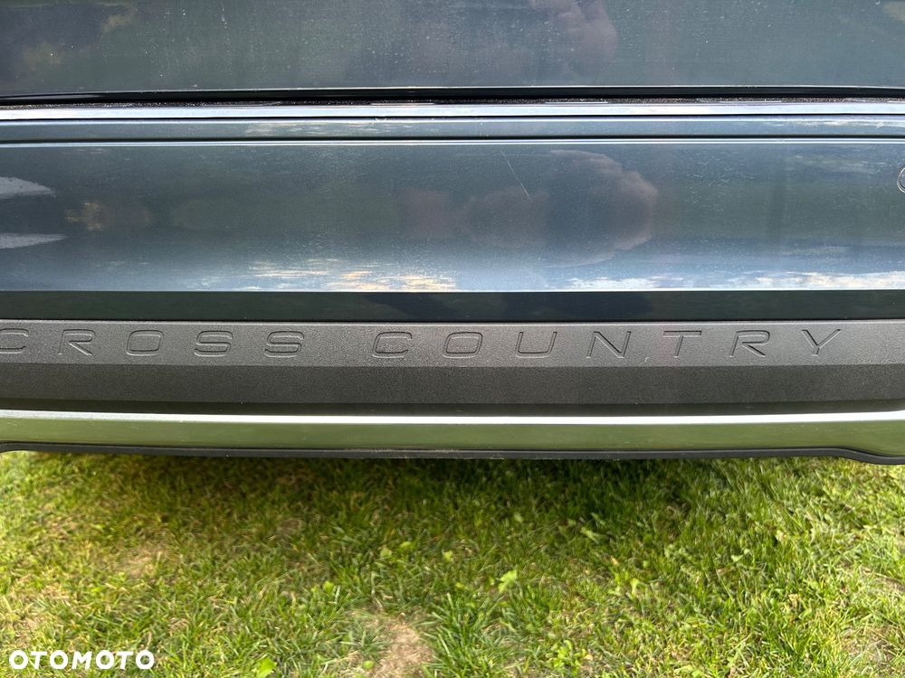 Volvo V60 Cross Country - 11
