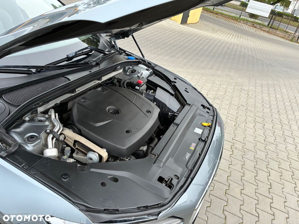 Volvo V90 - 37