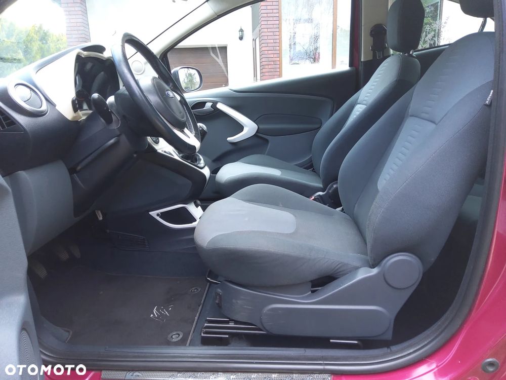 Ford KA 1.2 Titanium (air4) - 10