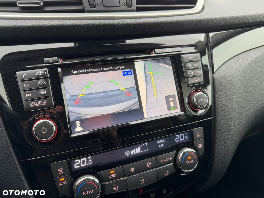 Nissan Qashqai 1.6 dCi TEKNA+ - 31