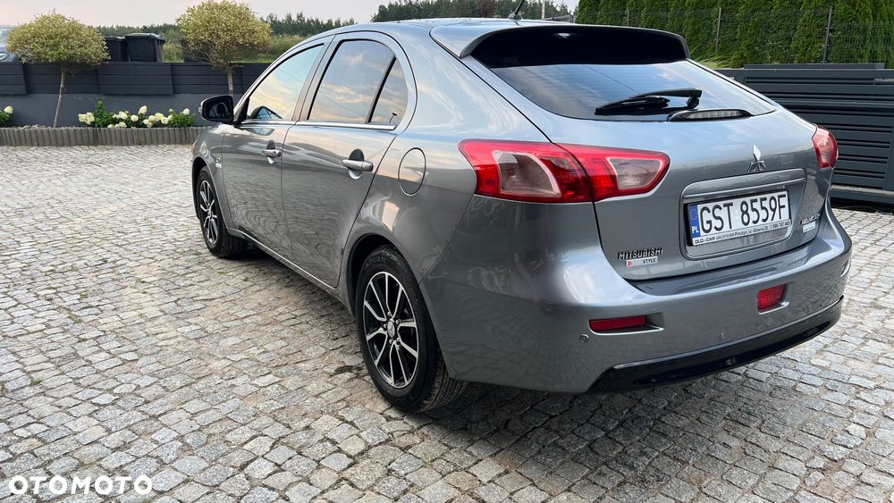 Mitsubishi Lancer Sportback 1.8 Clear Tec CVT Plus - 9