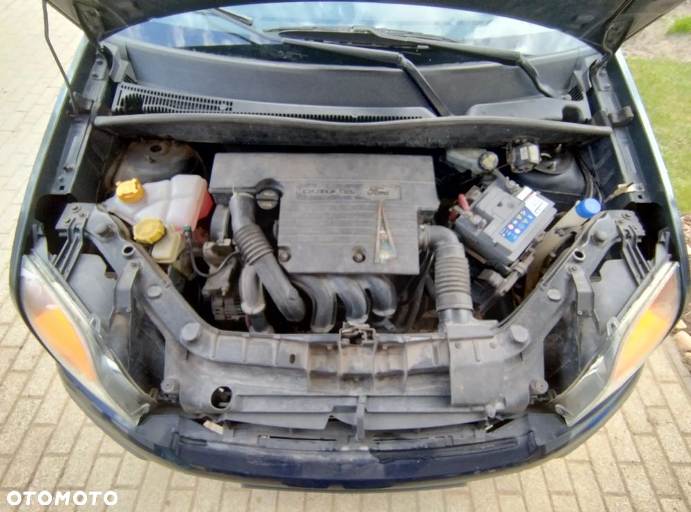 Ford Fusion 1.4 Ambiente - 9